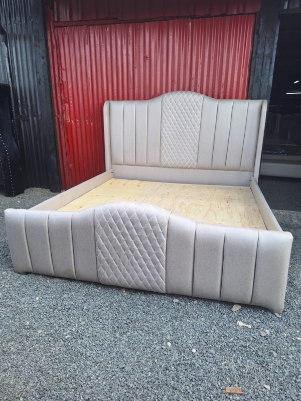 6x6 Contemporary Luxury Bed