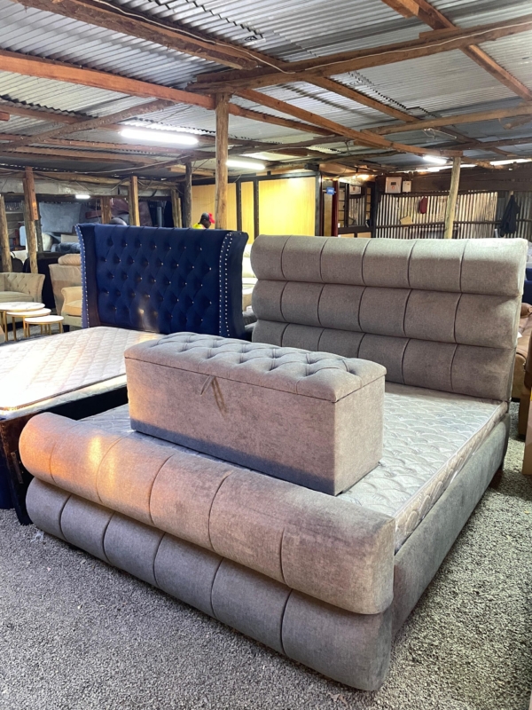 6 by 6 modern fabric bed frame with ottoman - Elegant Design