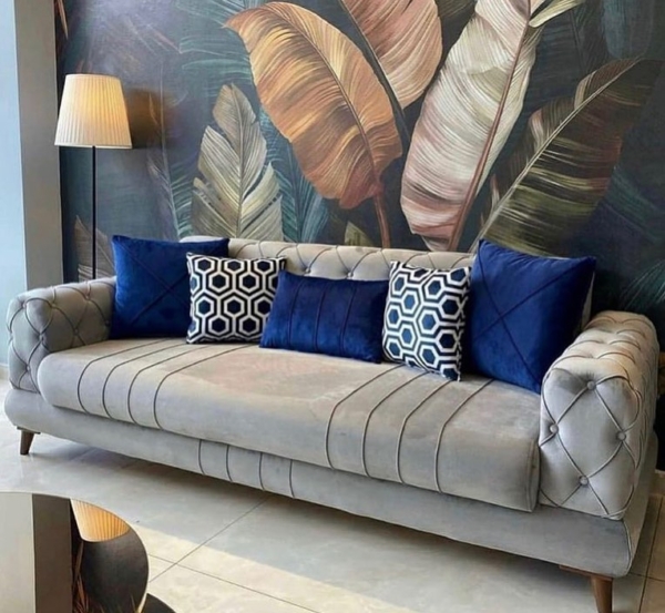 4 Seaters Chesterfield Muscle Couch