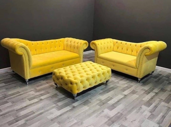 5 Seaters Chesterfield Tuxedo Couch