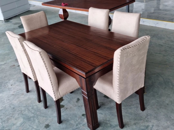 6 Seaters Dining table set4