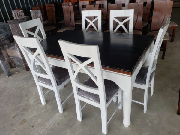 6 Seaters Dining table set5