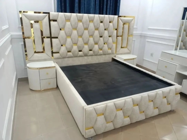 5×6 Modern Luxury Bed with Bedside Tables – Elegant Upholstered Queen Bed Set