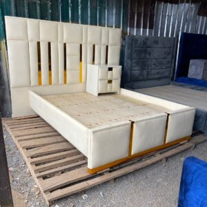 5x6 Modern Luxury Bed with Bedside table