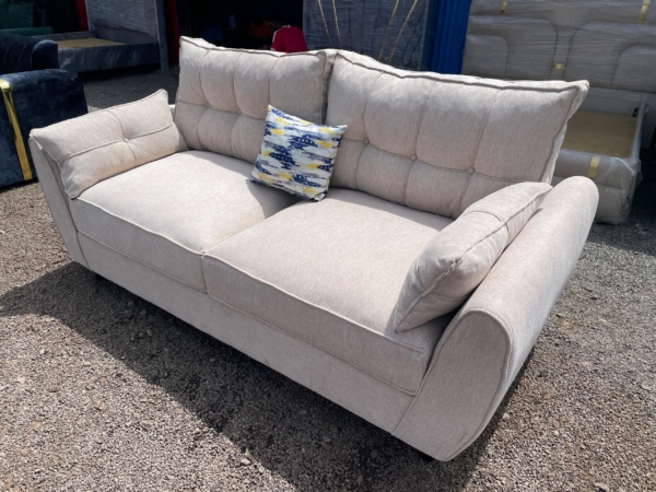 3 seaters modern fabric sofa/couch - Elegant Design