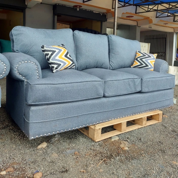 3 seaters modern fabric sofa/couch - Elegant Design