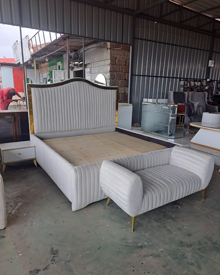 Best Choice Furniture - 1081 6x6 King Size Luxury Bed Masterpiece, Daybed