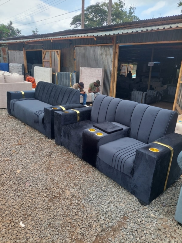 5 seaters modern fabric sofas/couch - Elegant Design