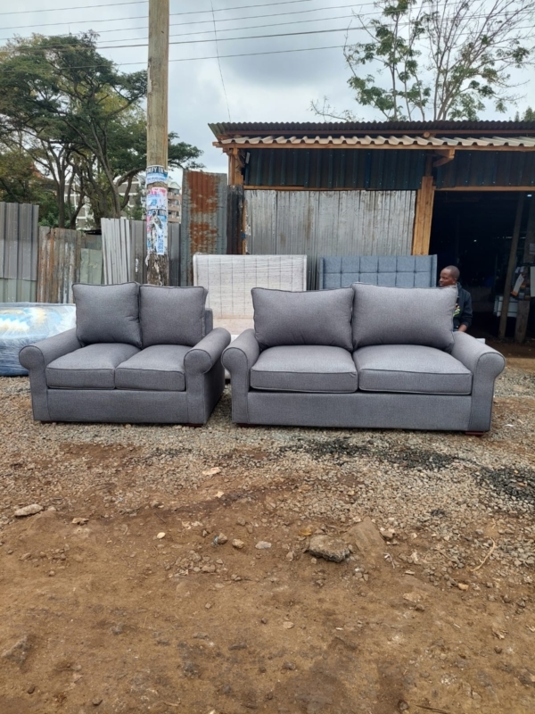 5 Seaters Contemporary Design Sofa