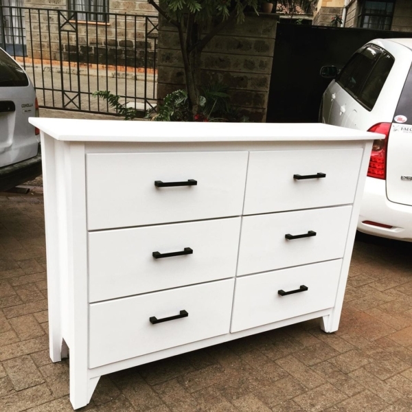 Chest of Drawers Masterpiece