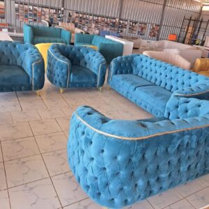 7-Seater Chesterfield Muscle Couch – Contemporary Design