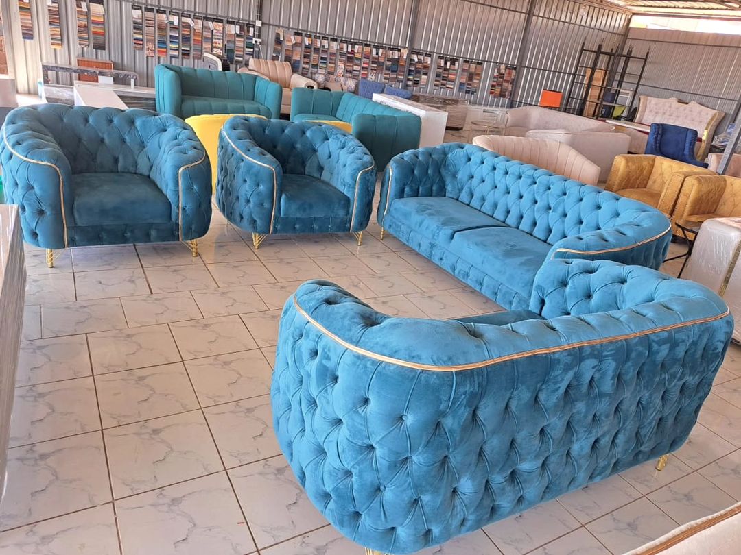 Best Choice Furniture - 692 7-Seater Chesterfield Muscle Couch – Contemporary Design