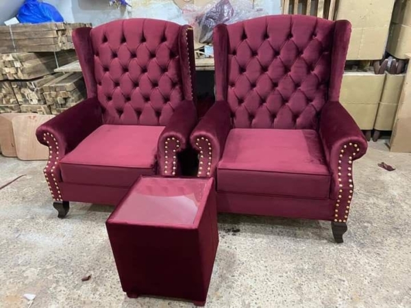 Wing chairs/Antiques Accent Chairs with footstool
