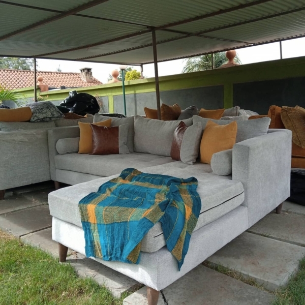 6 Seaters Large L-shaped Sectional Couch