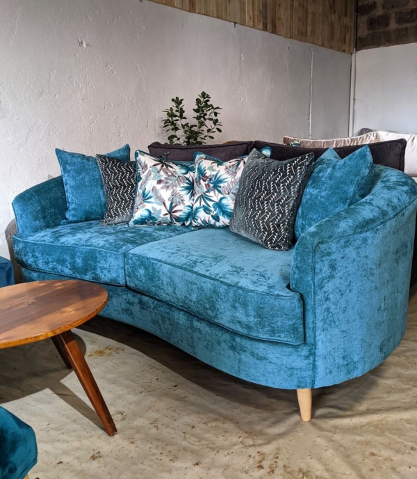 3 Seaters Contemporary Design Muscle Couch