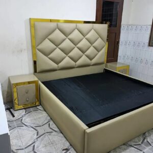 5x6 Queen Size Contemporary Modern Bed with Bedside tables.