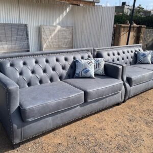 5 Seaters Contemporary Modern Chesterfield Tuxedo Couch