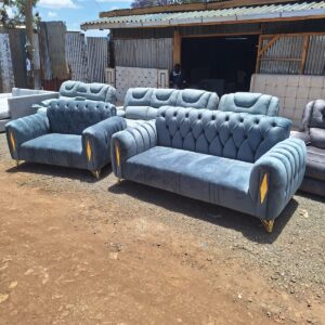 5 Seaters Contemporary Chesterfield Couch