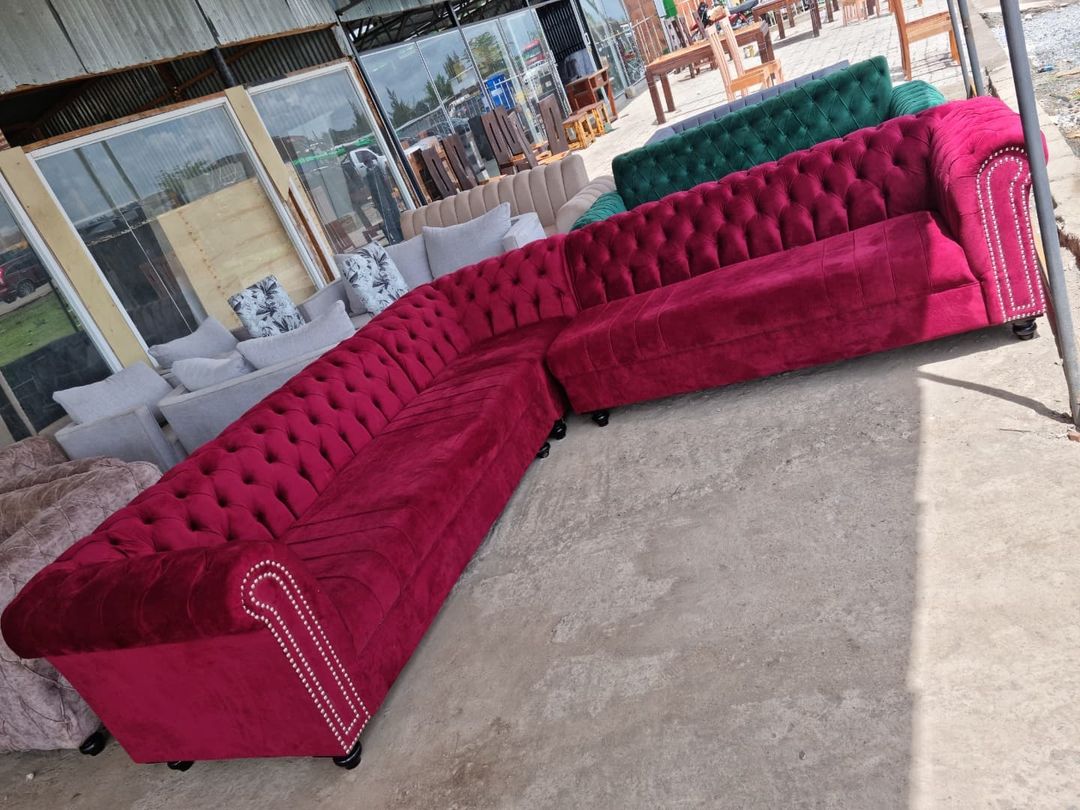 Best Choice Furniture - 9601 9 Seaters L-shaped Chesterfield Couch - Image 3