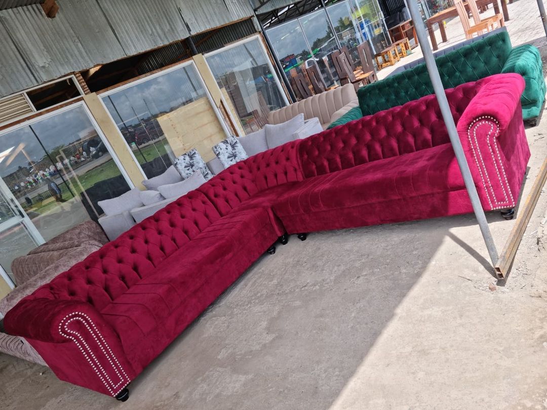Best Choice Furniture - 9602 9 Seaters L-shaped Chesterfield Couch - Image 4