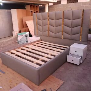 5x6 Contemporary Modern Queen Size Luxury Bed with Bedside tables
