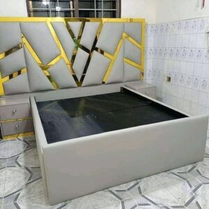 5x6 Contemporary Modern Queen Size Luxury Bed with Bedside tables.