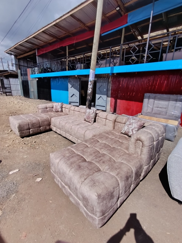 9-seater-u-shaped-modular-couch-masterpiece.