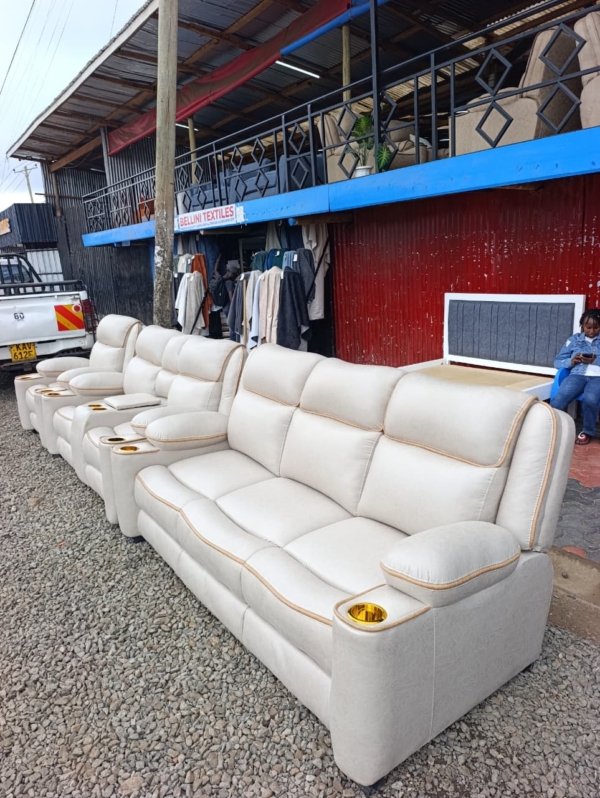 6 Seaters Modern Couch