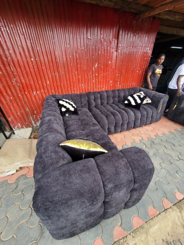 6 Seaters Chesterfield L Sectional Couch