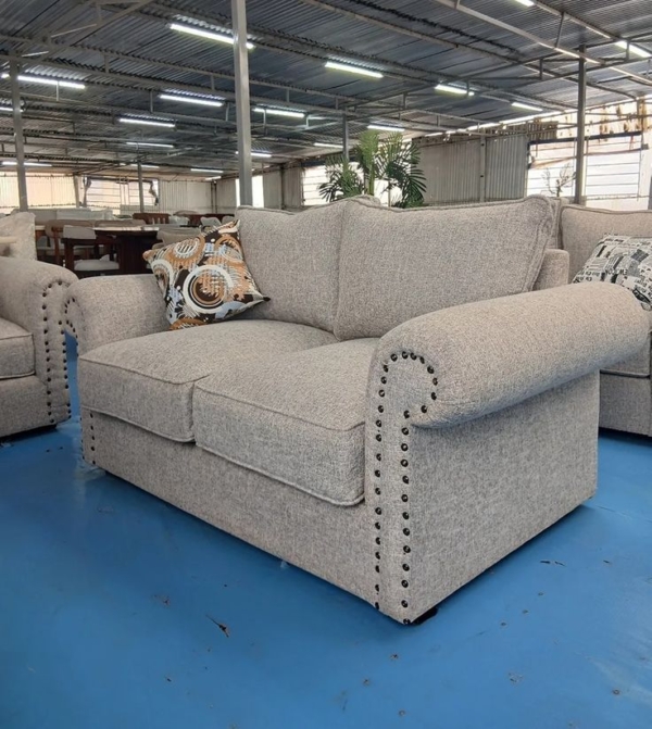 2 seaters modern fabric sofa/couch - Elegant Design