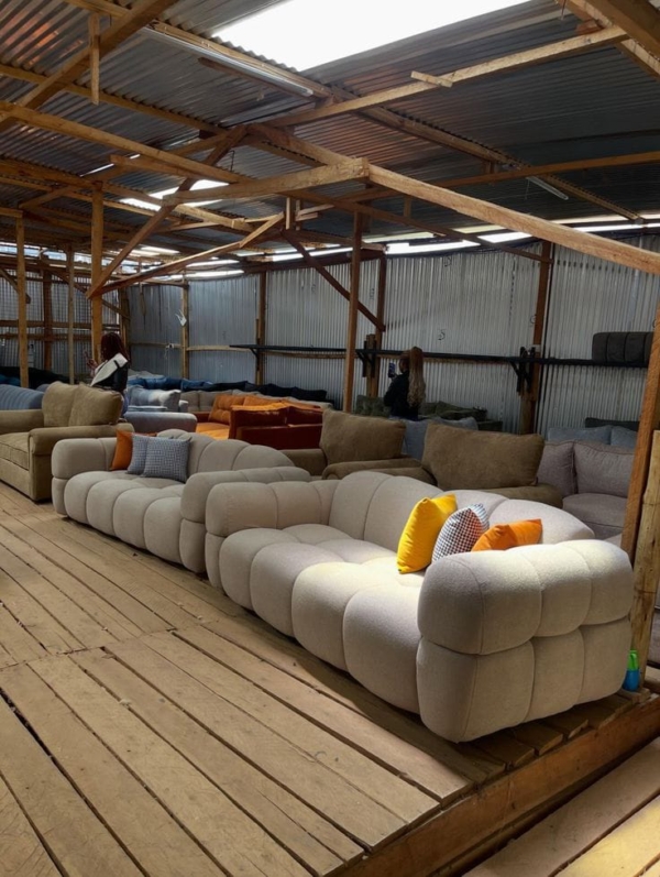 5 seaters modern fabric couch/sofa - Elegant Design