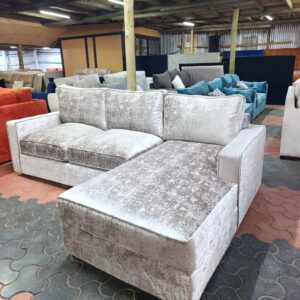 6 seaters L shaped sofa - Elegant Design