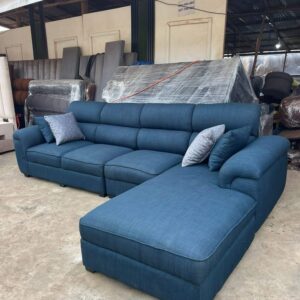 6 seaters L shaped couch - Elegant Design