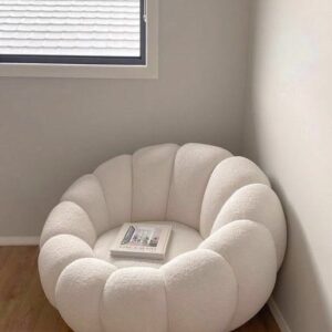 Boucle modern Accent Chair - Elegant Design