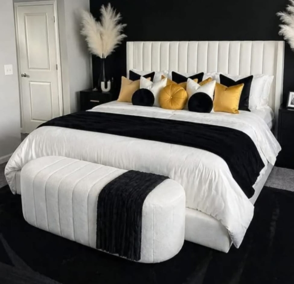 6×6 Modern Luxury King Size Bed with Ottoman – Elegant Design